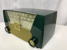 Motorola 62X “Dashboard”  Tube Radio With Bluetooth input.