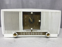 vintage retro tube radio with bluetooth