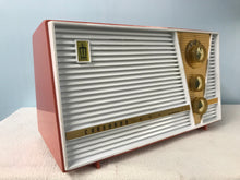Fleetwood “Coronado Custom 5” retro tube radio with iphone or bluetooth Input