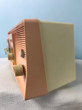 Motorola 5C14PW Tube Radio With Bluetooth input.