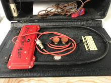 Zenith 8G005YT Portable Tube Radio
