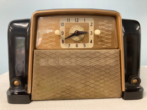 Nice Silvertone 8010 Tube Radio With Bluetooth & FM Options
