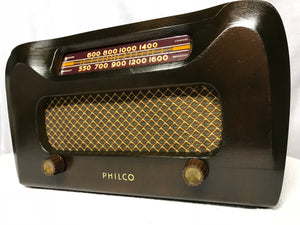 Philco 1946 model 65 Tube Radio With Bluetooth input.
