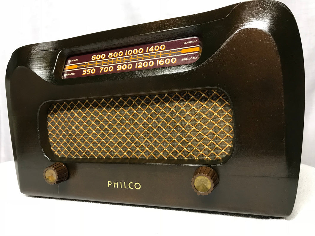 Philco 1946 model 65 Tube Radio With Bluetooth input.