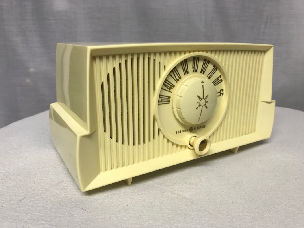 General Electric C-409 Tube Radio With Bluetooth input.