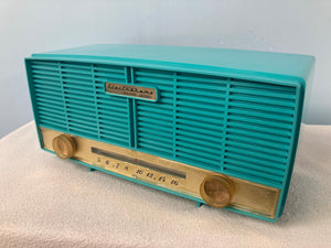Electrohome Roland Series 5T-18 Tube Radio With Bluetooth input.