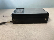 Vintage AM/FM Bluetooth Transistor Radio
