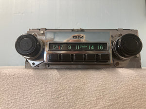 1968-72 GMC truck AM radio with Bluetooth And Aux input