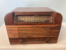 1946 General Electric CL 541 vintage radio