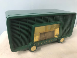 Sylvania 518 Tube Radio With Bluetooth input.