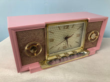 1954 Candy Pop Arvin 857T Atomic Era Radio
