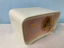 1959 Hallicrafters HT201 Tube Radio