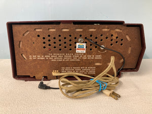 RCA 8-C-51 vintage clock radio