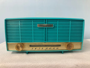 Electrohome Roland Series 5T-18 Tube Radio With Bluetooth input.