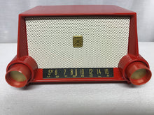 Gorgeous Motorola 53H Restored Tube Radio.