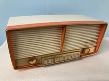 Electrohome Roland Series 6T-8 Tube Radio With Bluetooth input.