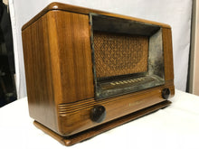vintage retro tube radio with bluetooth