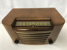 Vintage Viking EMU51-418 Tube Radio With Bluetooth input.