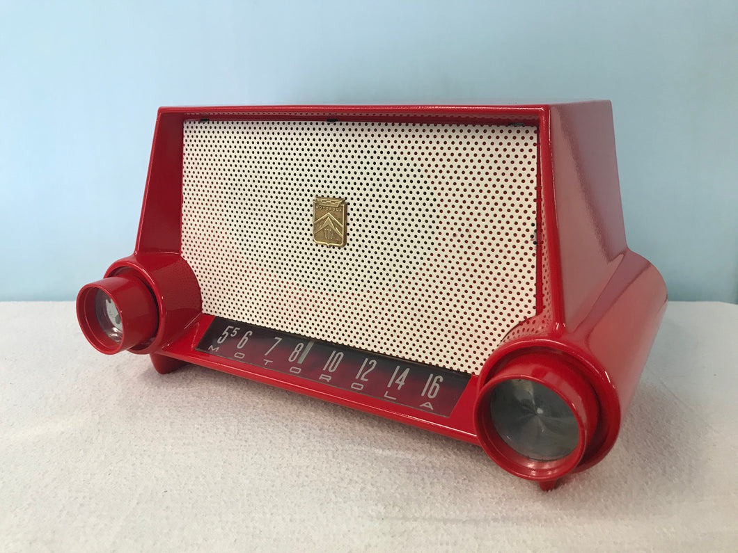 Motorola 53H Tube Radio With Bluetooth input.